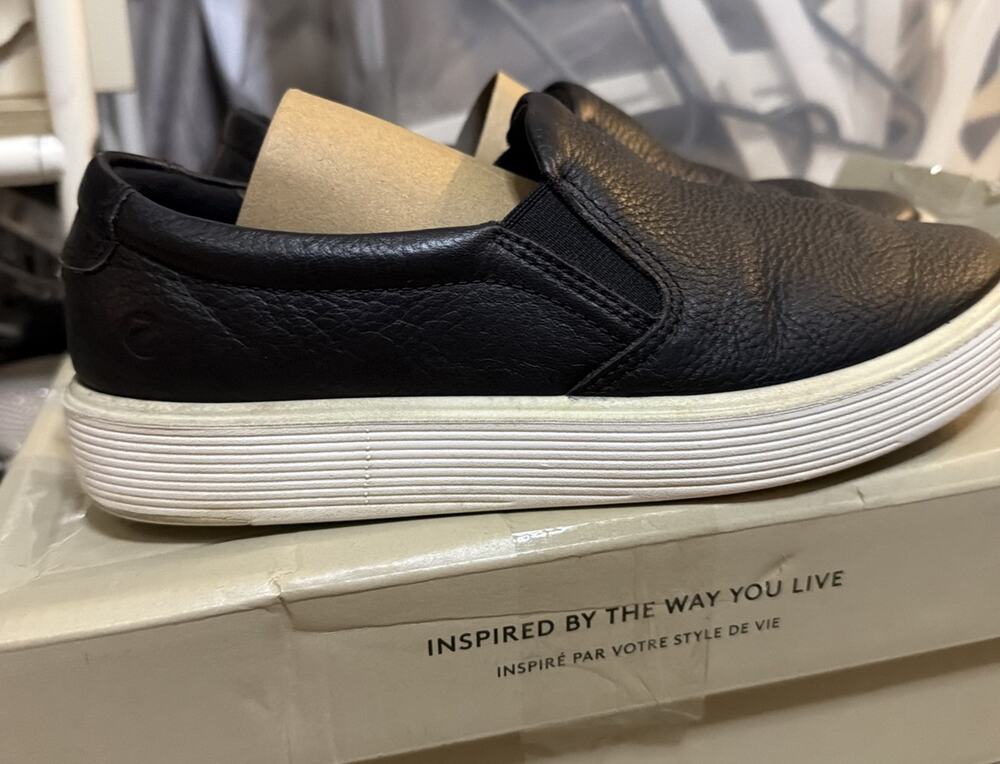 Women's Soul Naturalizer Turner Sneakers Black Faux Leather Slip On 7